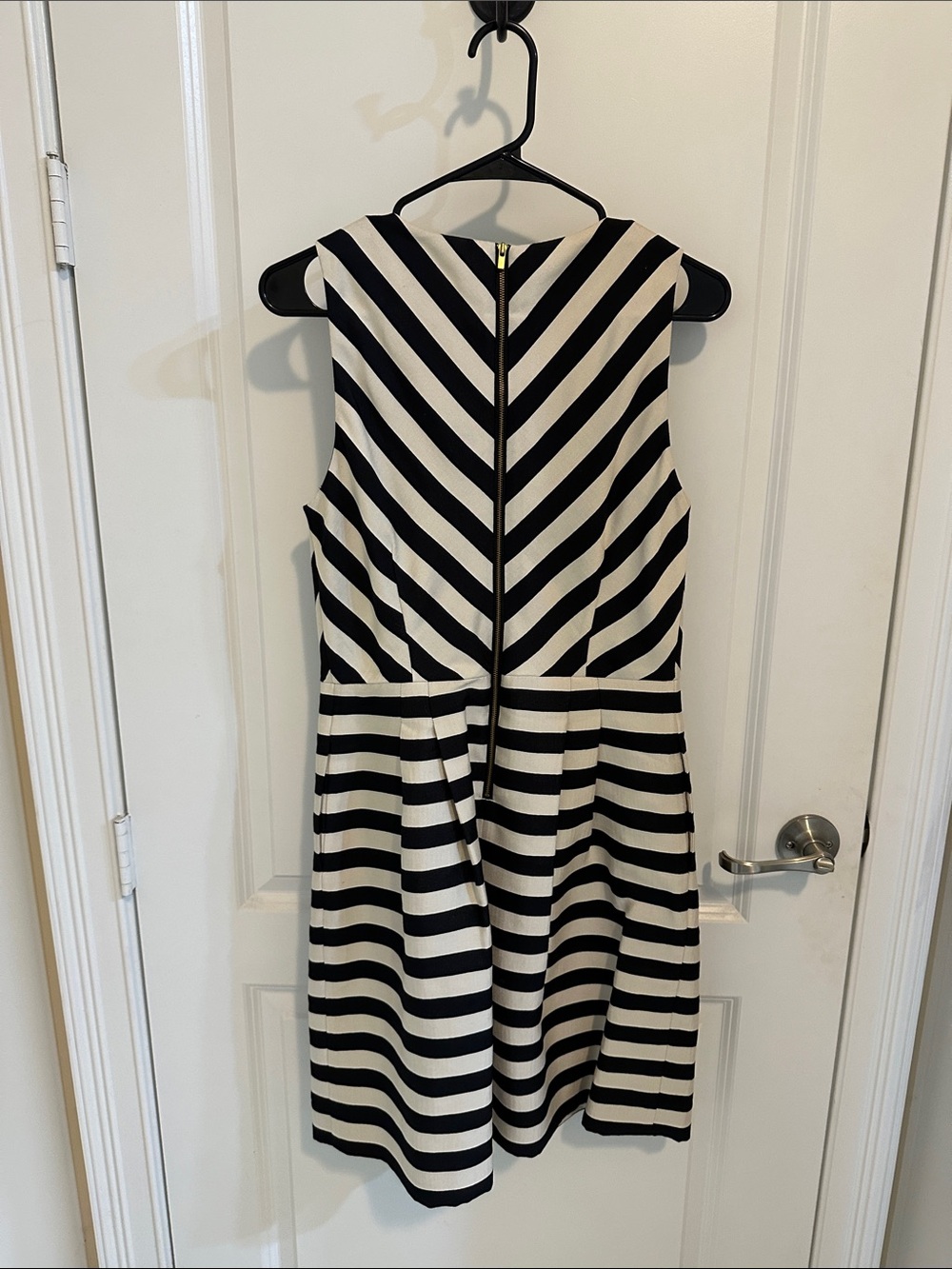 Banana Republic Sleeveless Black and Cream Striped V-Neck Dress - Picture 2 of 2